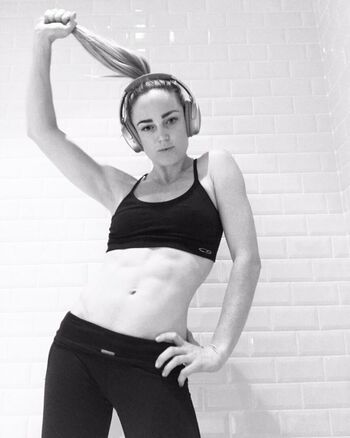 Caity Lotz