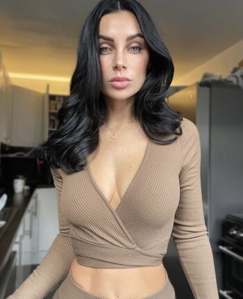 cally-jane-beech