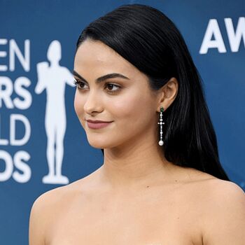 Camila Mendes