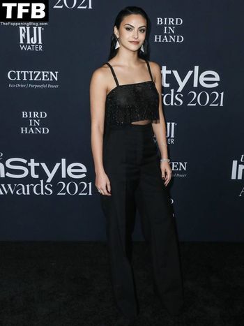 Camila Mendes