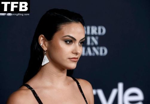 Camila Mendes
