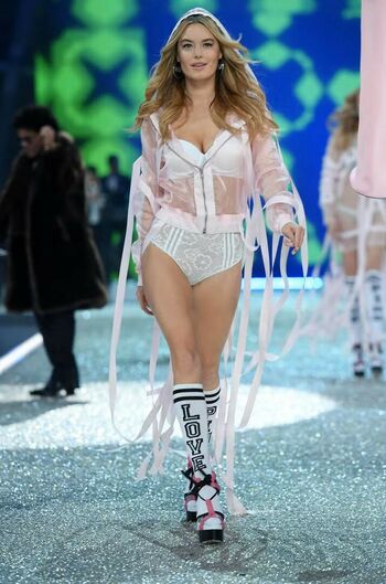 Camille Rowe