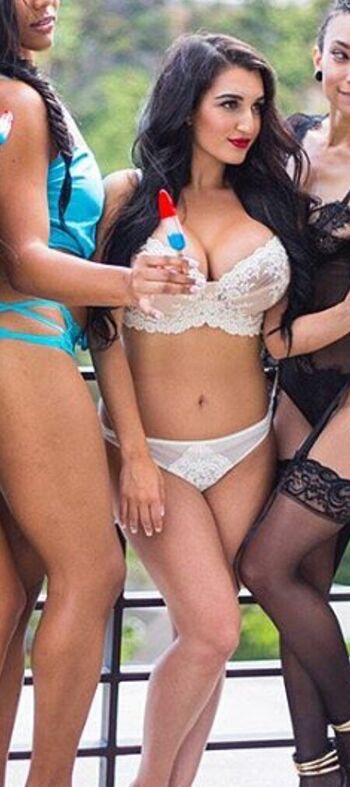 Candice Kashani