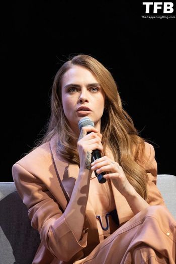 Cara Delevingne