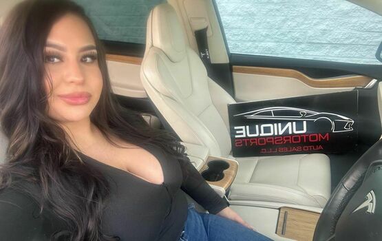 Carolina Corrales