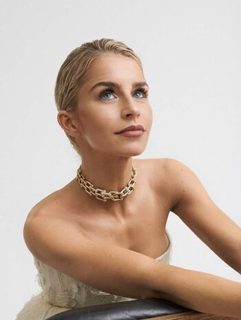 Caroline Daur