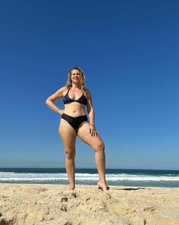 Carolinie Figueiredo