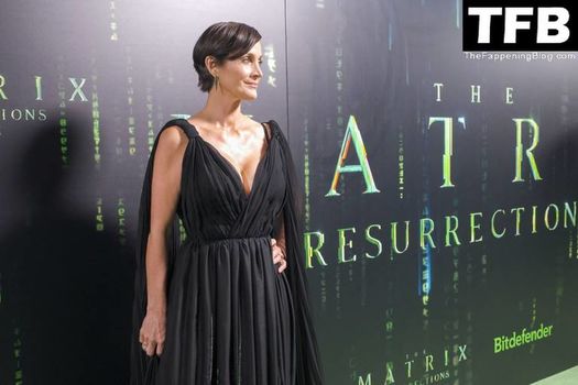 Carrie-Anne Moss