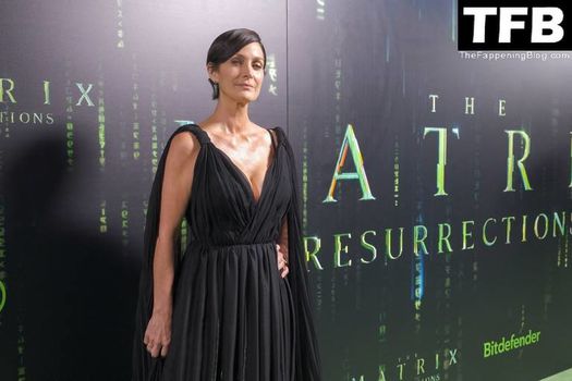 Carrie-Anne Moss