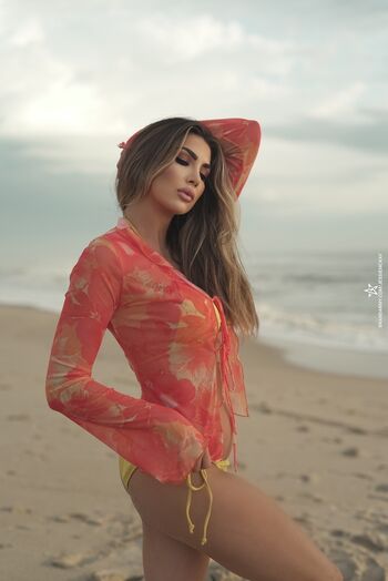 Cassie Lee