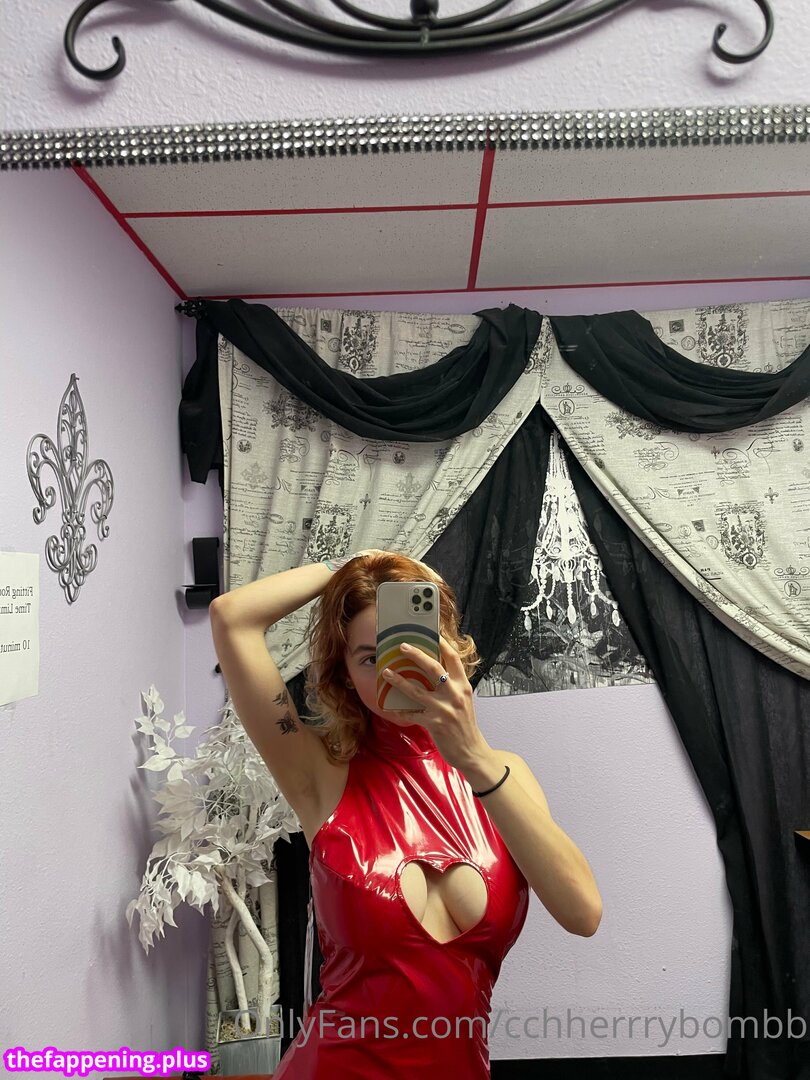 cchherrrybombb / chxrrybomb / https: Photo OnlyFans Nu #15