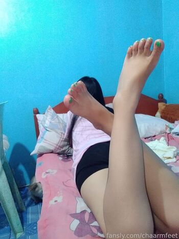 chaarmfeet