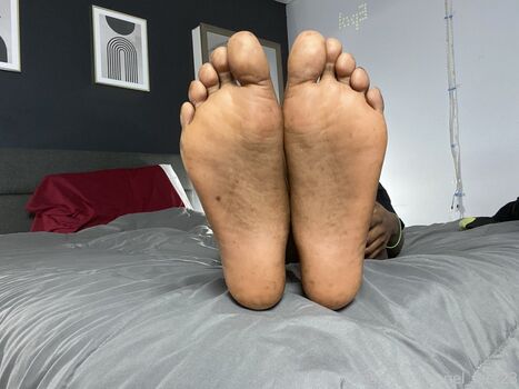 chanel_feet23