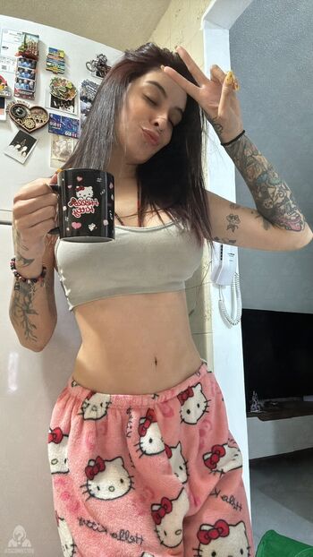 Chanel Hot