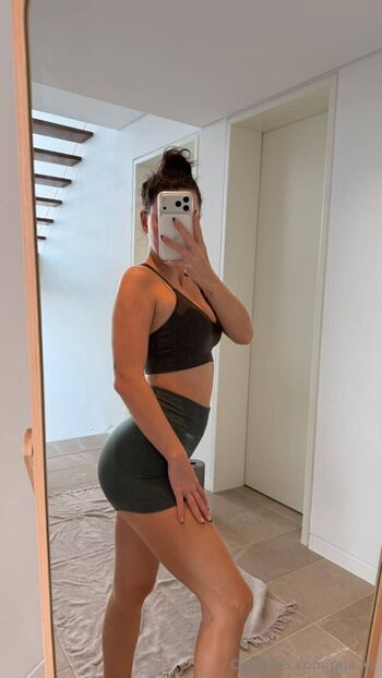 Chantal Danielle