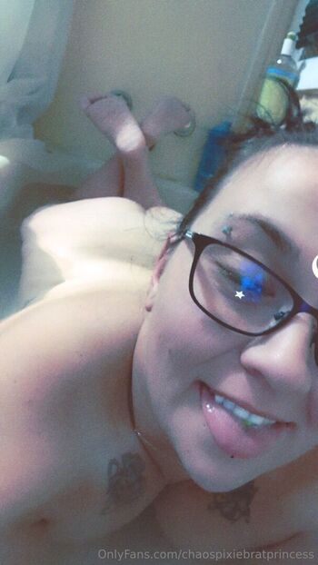 chaospixiebratprincess