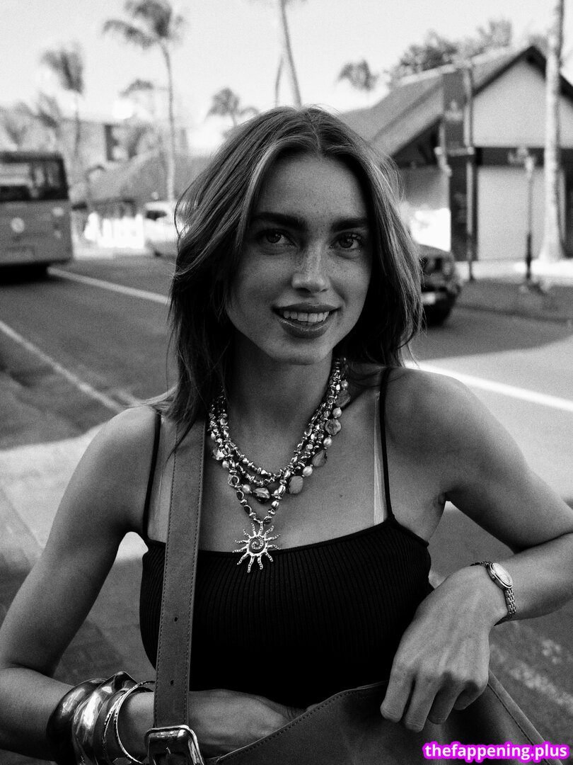 Charleen Weiss