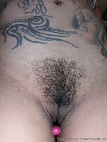 Charlene_soles/cometotoesland