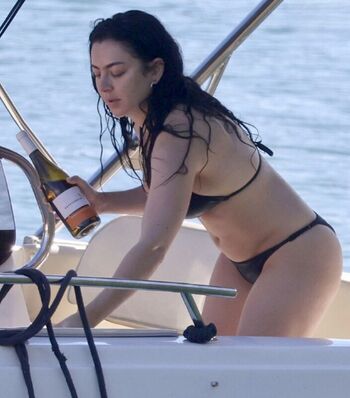 Charli XCX