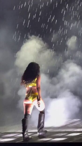 Charli XCX
