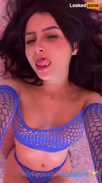 Charlotte 19y