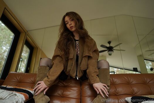 Charming_girl
