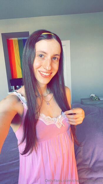 cheekytransgirl