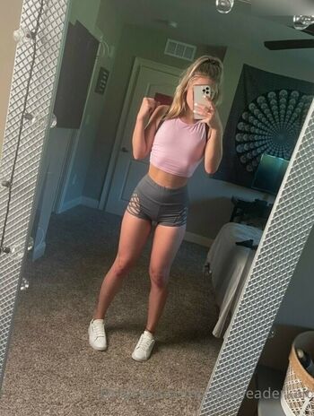 Cheerleader Kait
