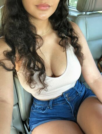 Chloe Medina
