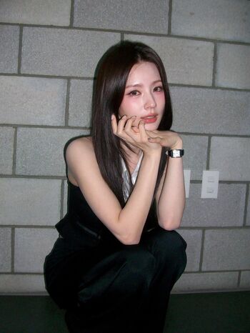 Cho Mi-yeon (Miyeon) - i-dle [(G)I-dle]