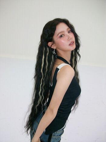 Cho Mi-yeon (Miyeon) - i-dle [(G)I-dle]