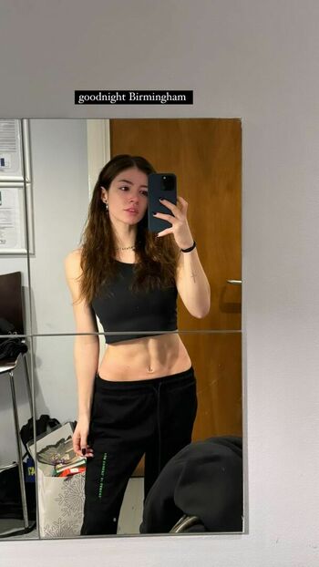 Chrissy Costanza