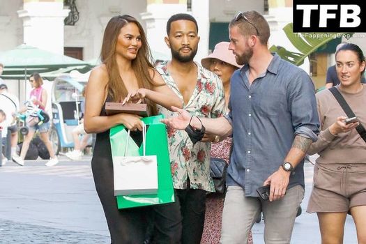 Chrissy Teigen