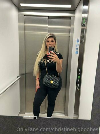 christinebigboobes