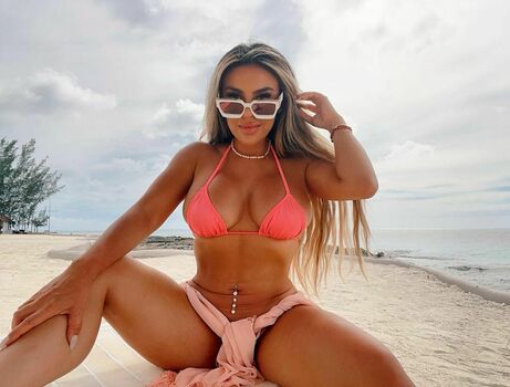 Cindy Burbano