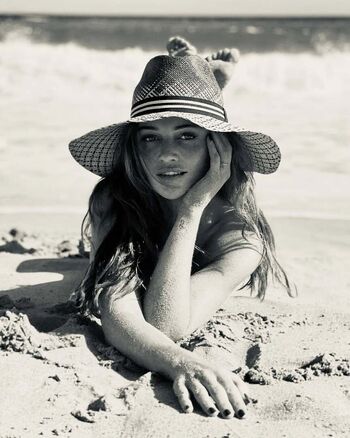 Cinthia Dicker