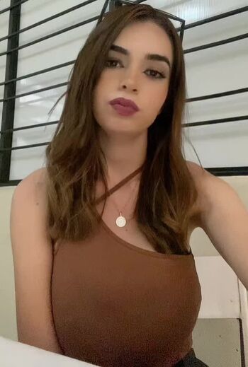 Cintia E Martínez