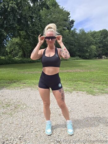 cjhotwifefree