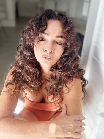 Claudia Ohana