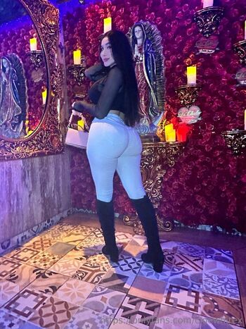 cloewhitex