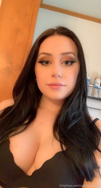corrine_rhodes