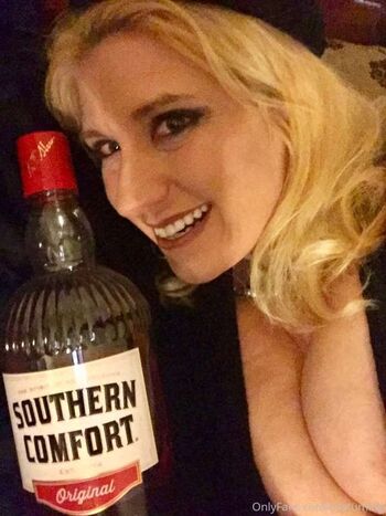 costume_bitch1