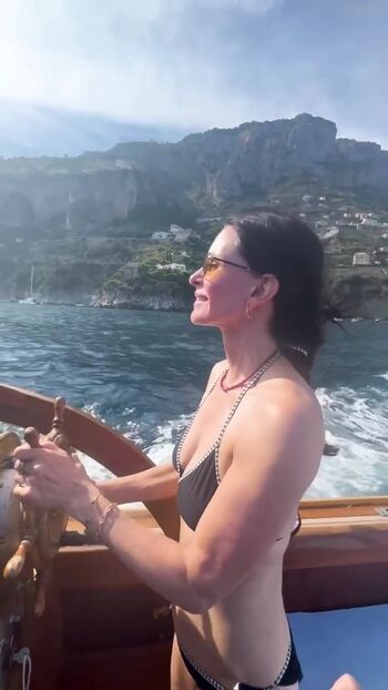 Courteney Cox