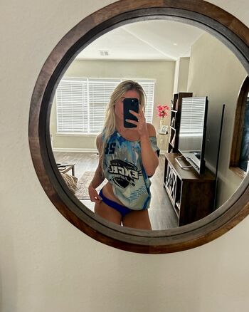 Crazycourtneyy