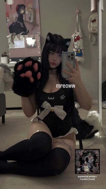 Cringycatgirl