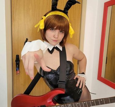 Cristiny Sam