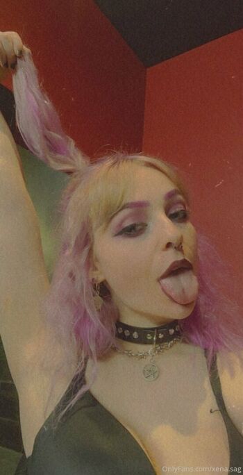 crybaby.labia