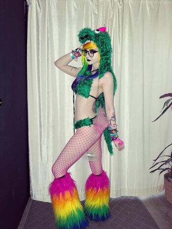 Cupidwfangs _Cattycupid