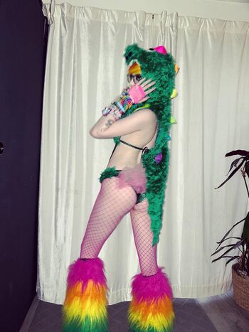 Cupidwfangs _Cattycupid