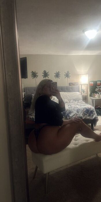 Curvy Goddesses